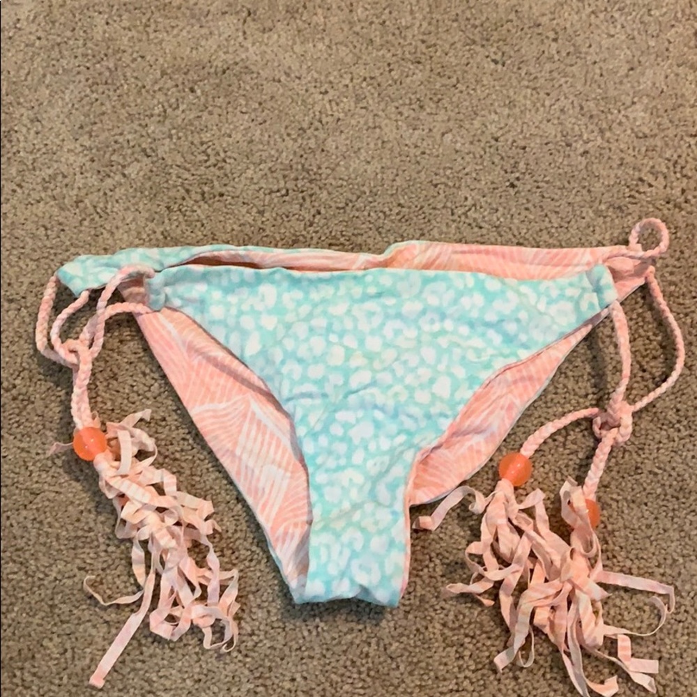 Bikini bottoms